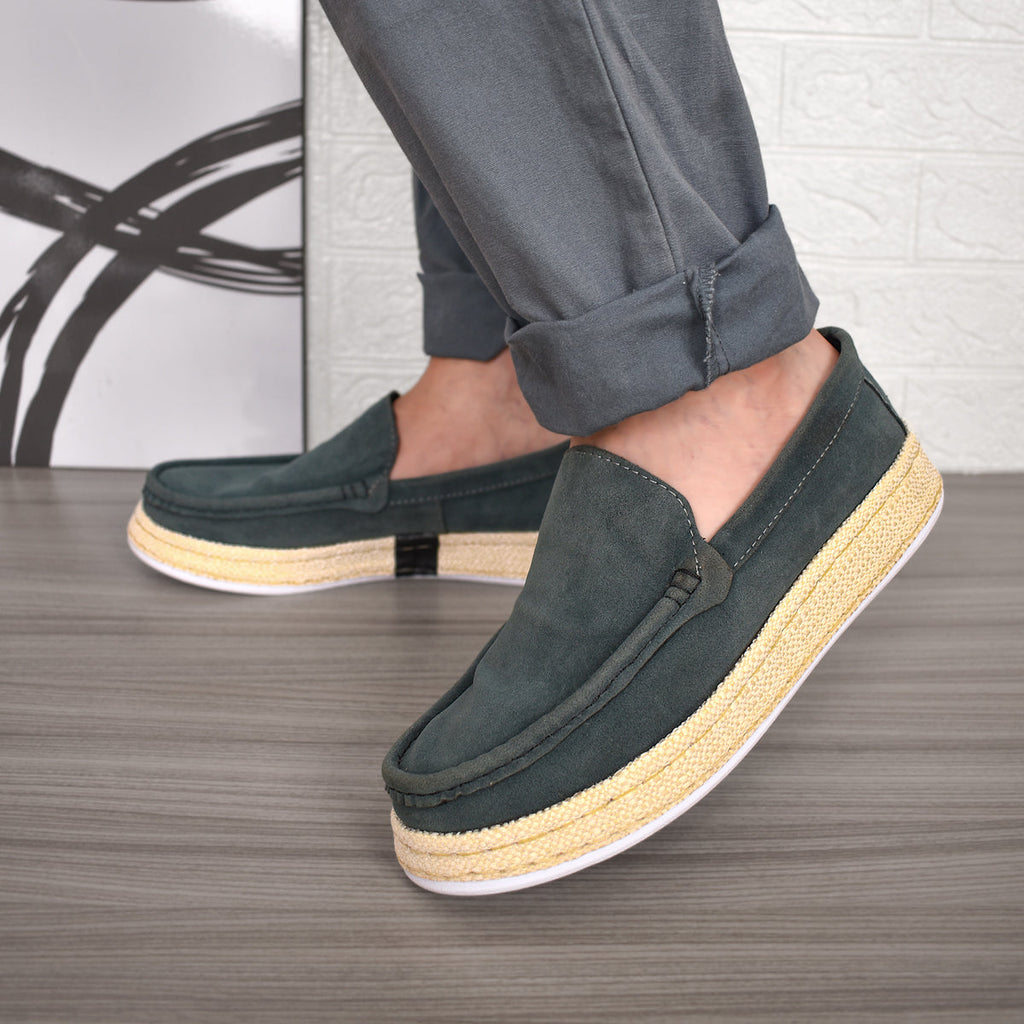 gid://shopify/MediaImage/41238643114273