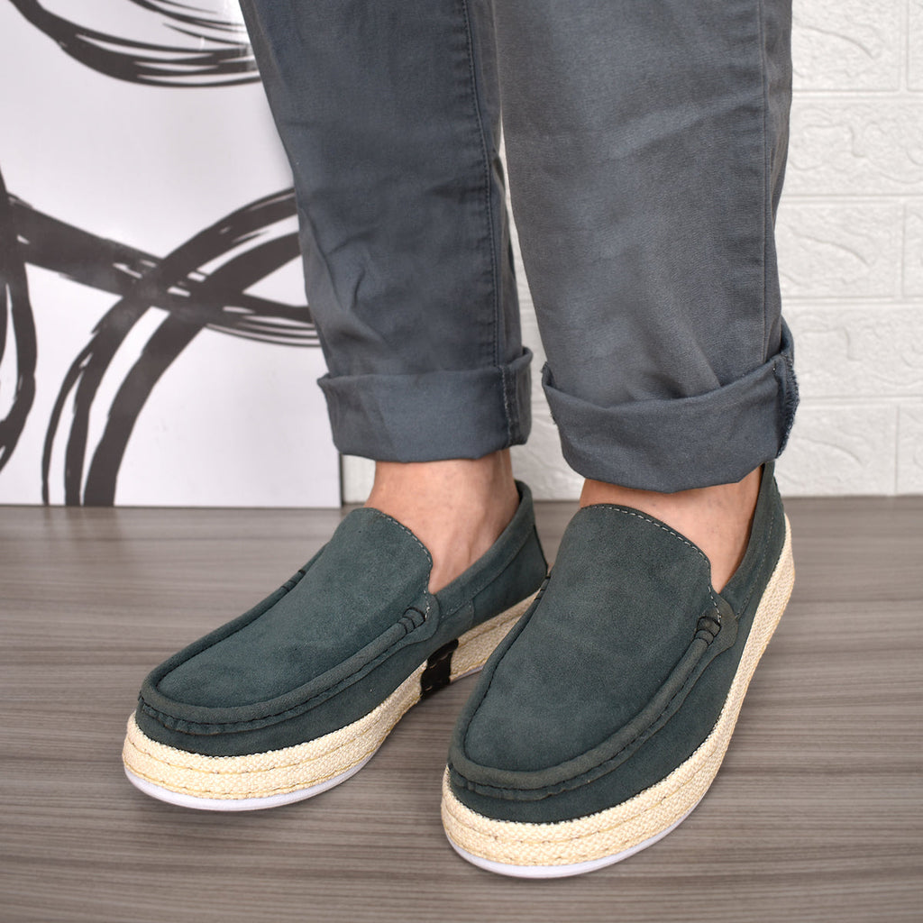 gid://shopify/MediaImage/41238643147041